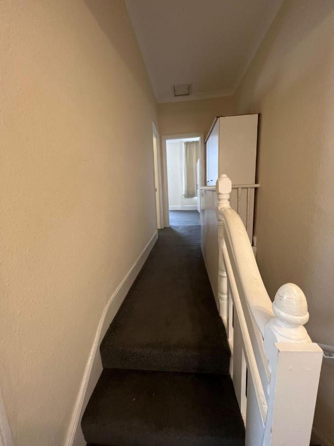 East London 2 Bedroom Apartment Londres Exterior foto